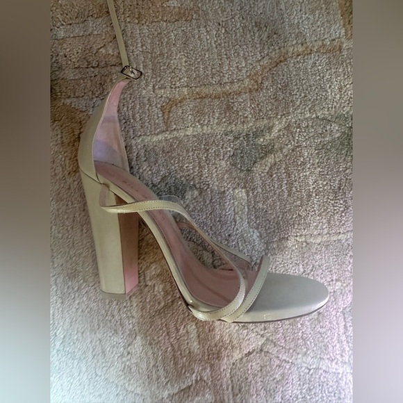 Gianvito Rossi for Bill Blass beige sandals heels size 41 - Picture 5 of 13